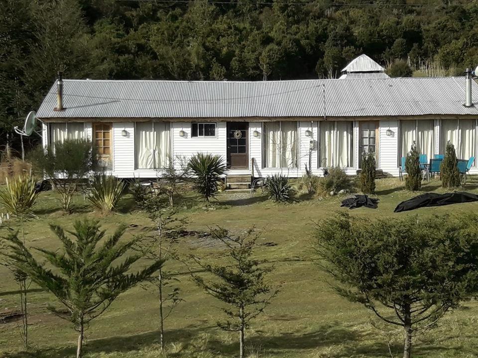 Lodge Guarida Del Trauco Puqueldon Eksteriør bilde